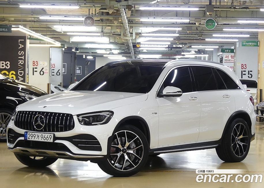 Mercedes-Benz GLC-Class 2021