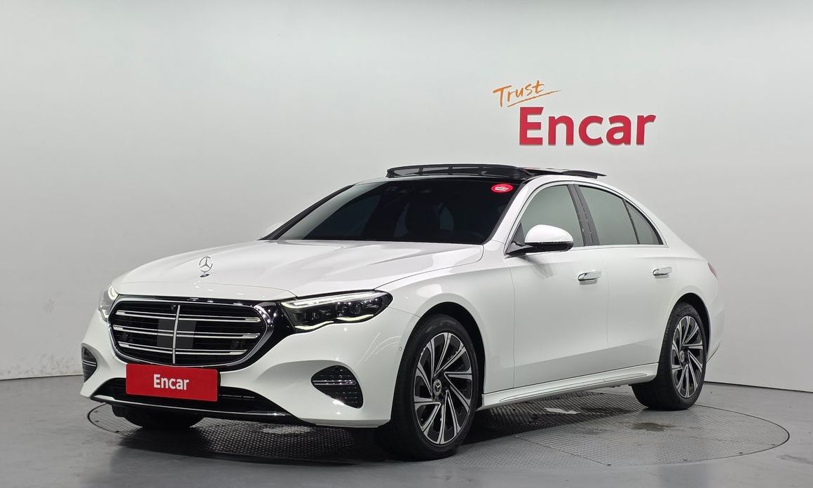 Mercedes-Benz E-Class 2024