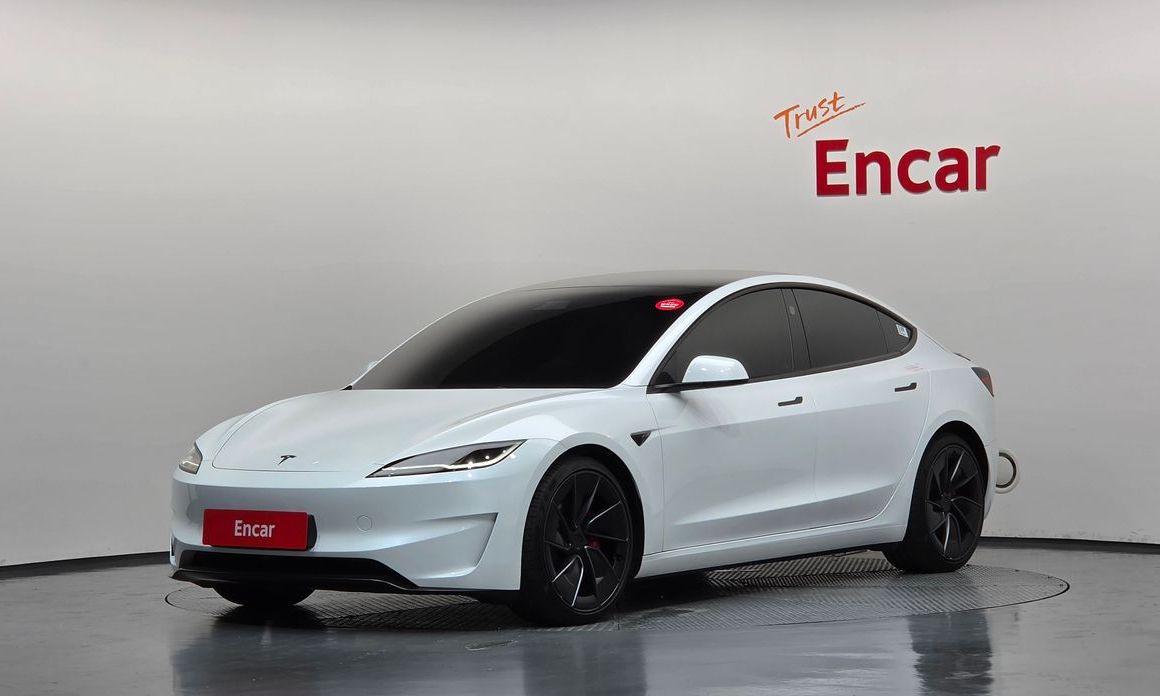 Tesla Model 3 2026