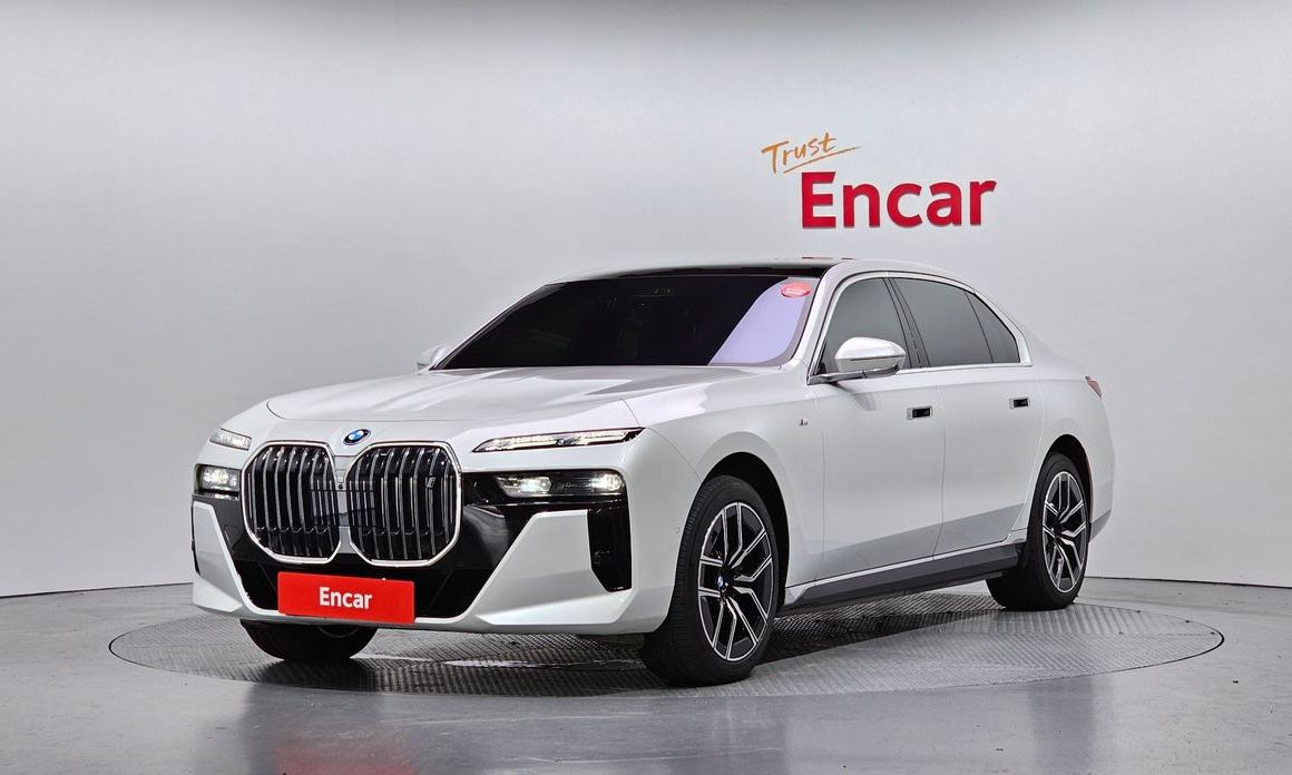BMW i7 2024