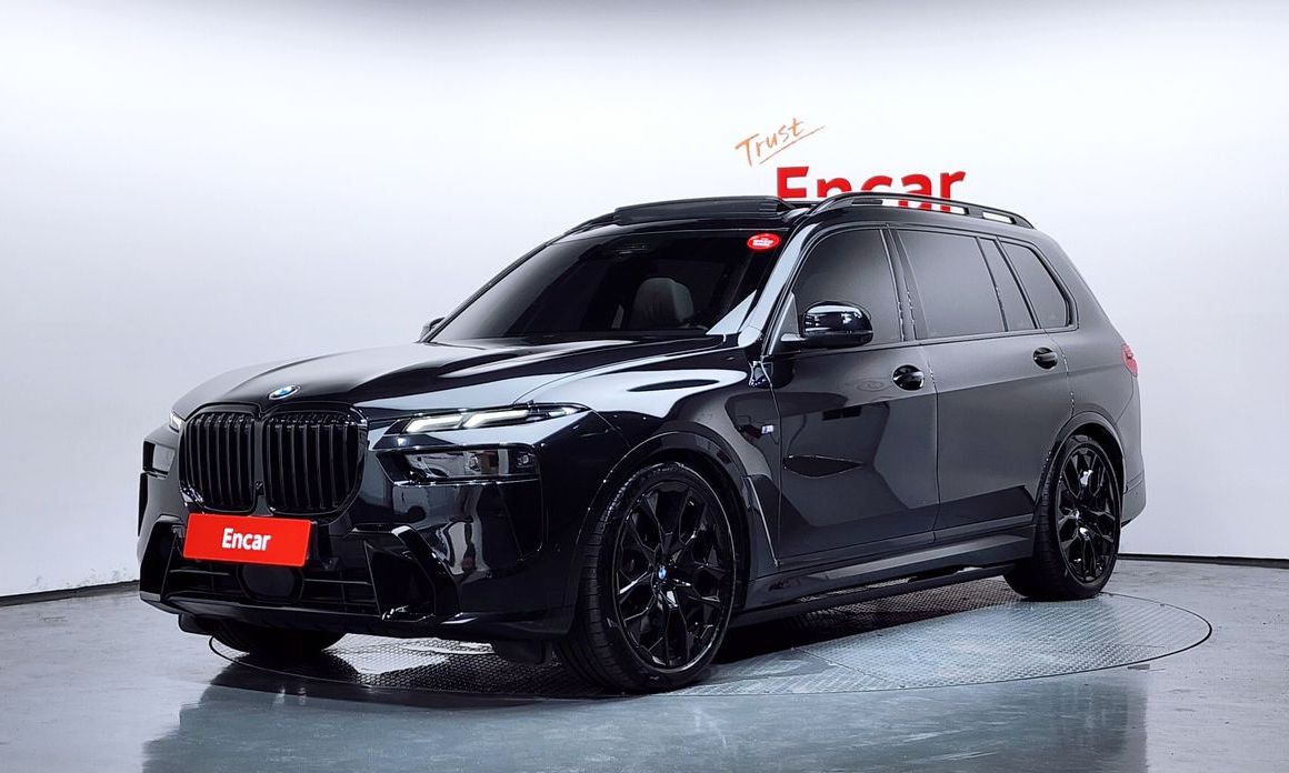 BMW X7 2025