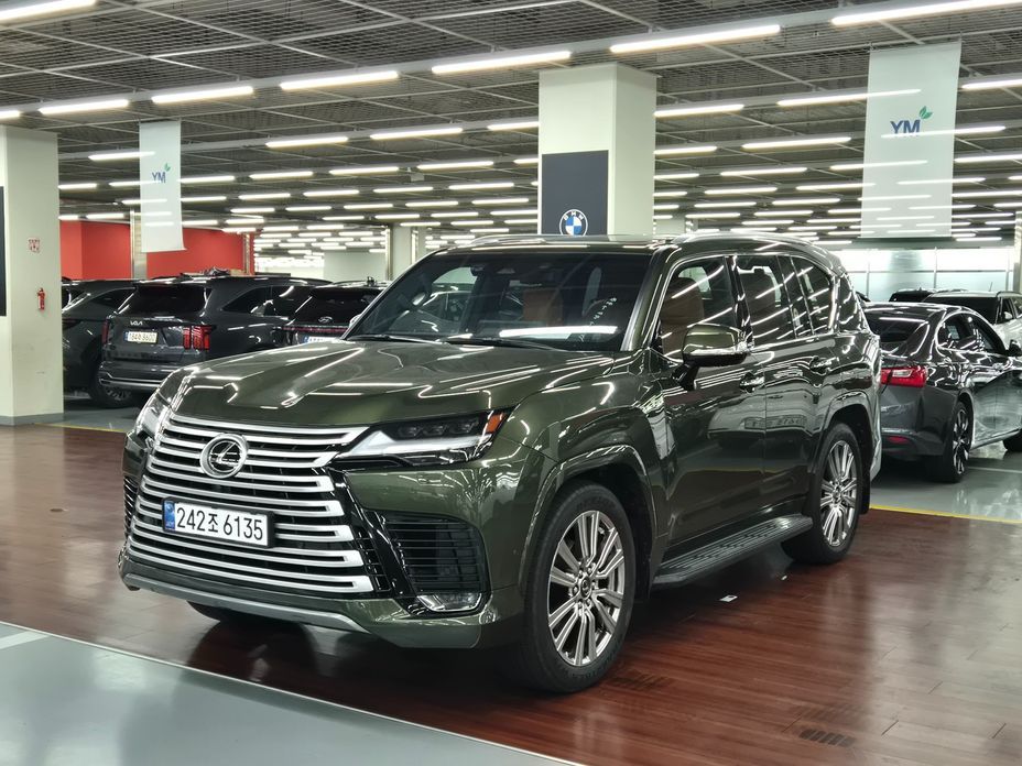 Lexus LX 2025