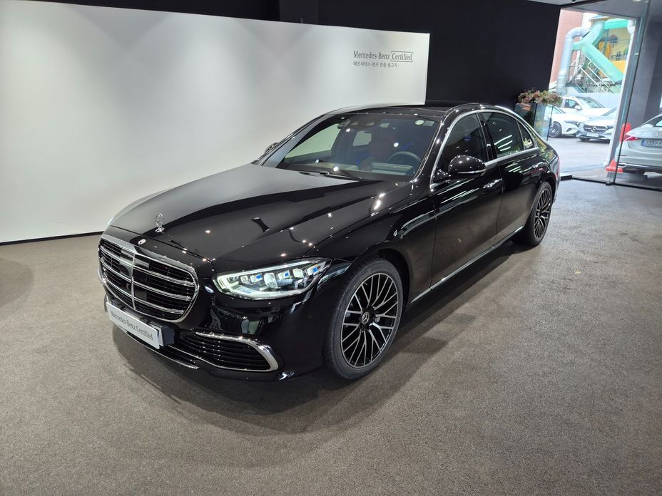 Mercedes-Benz S-Class 2026