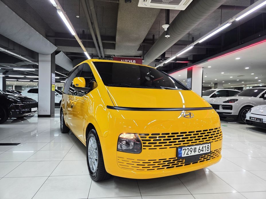 Hyundai Staria 2022