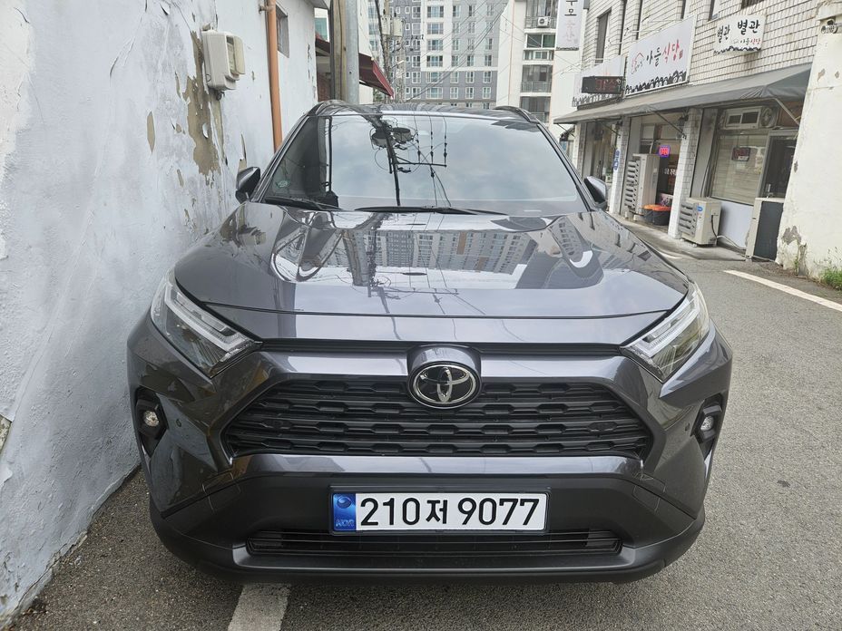 Toyota RAV4 2025