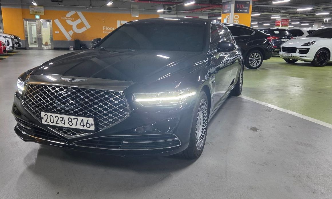 Genesis G90 2020