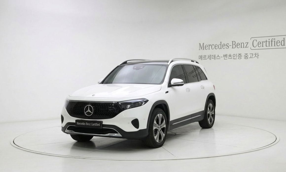 Mercedes-Benz EQB 2026