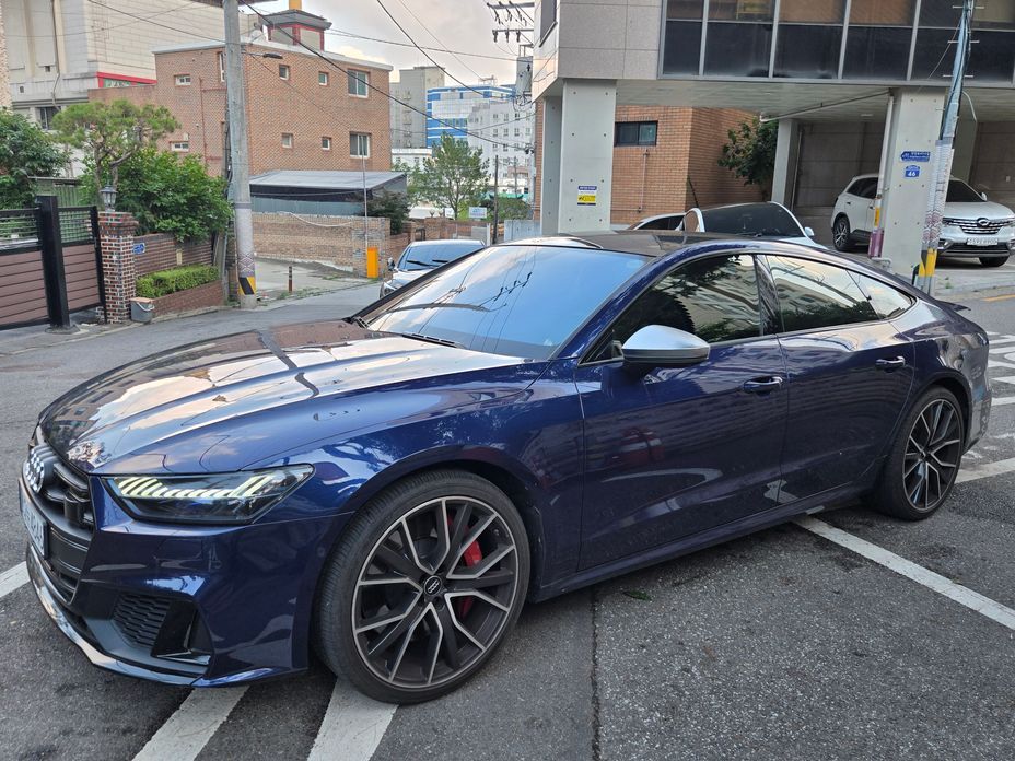 Audi S7 2021