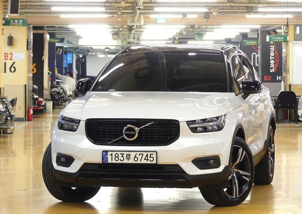 Volvo XC40 2021