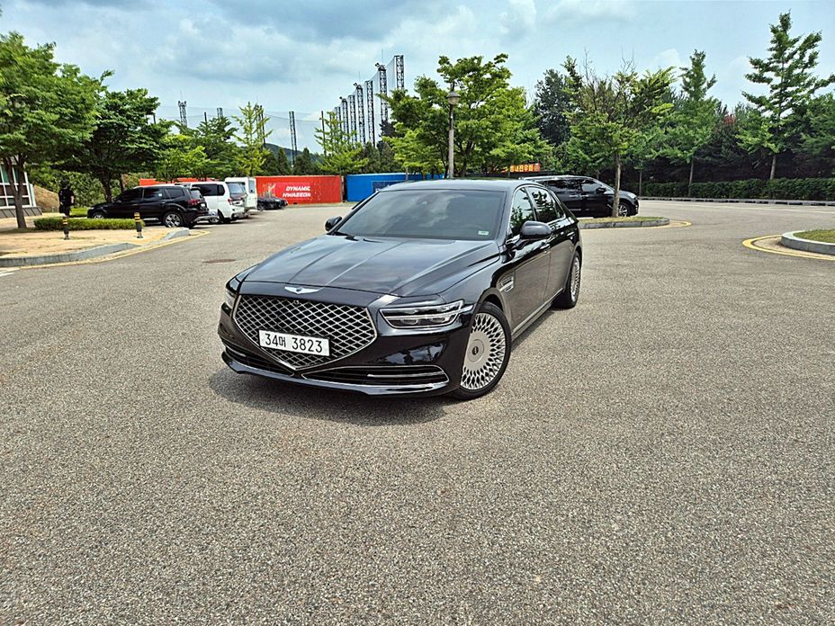 Genesis G90 2019