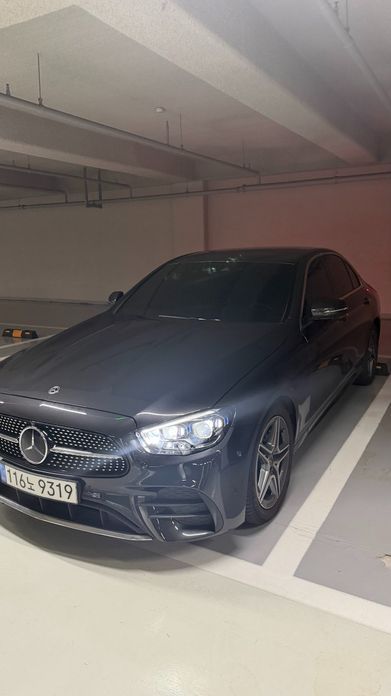Mercedes-Benz E-Class 2023