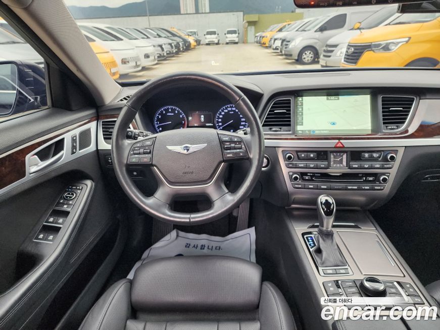 Hyundai Genesis 2014