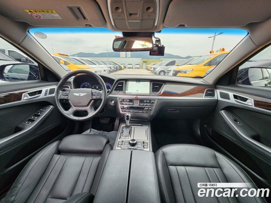 Hyundai Genesis 2014