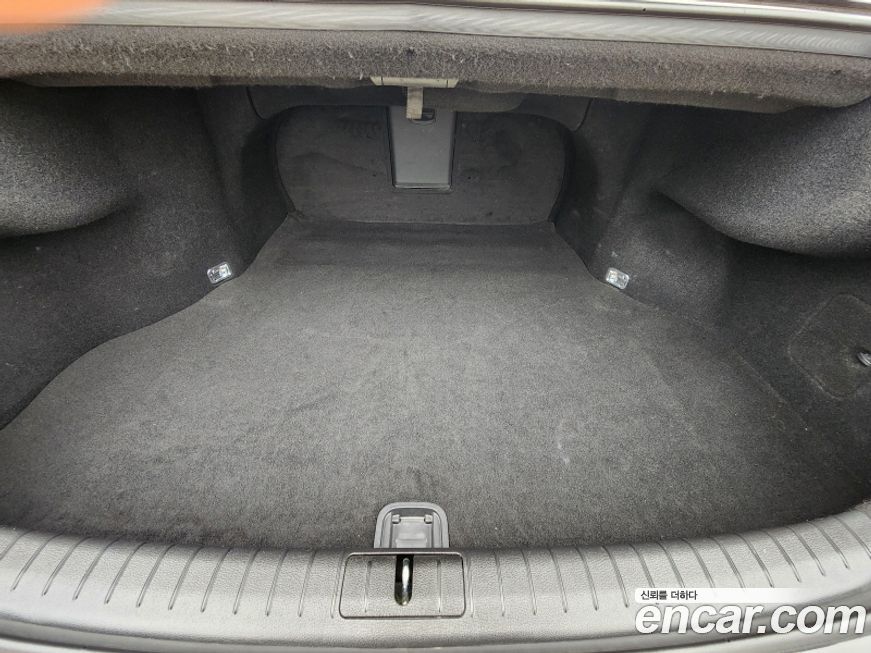 Hyundai Genesis 2014