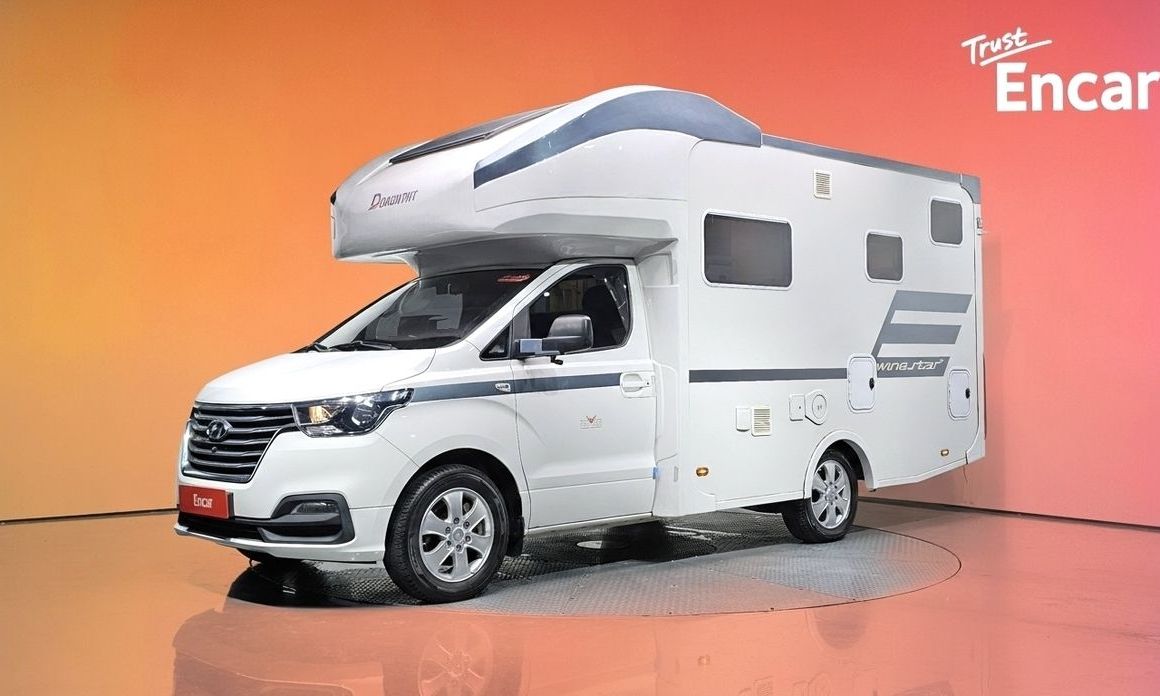 Hyundai Starex 2021