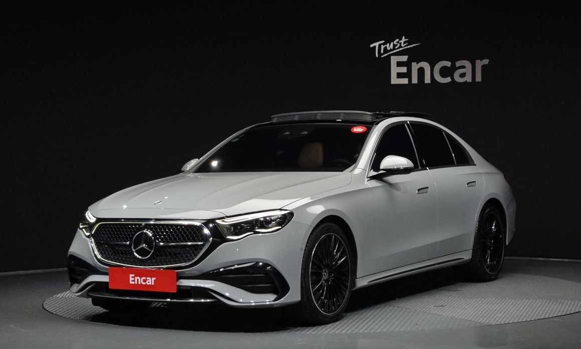 Mercedes-Benz E-Class 2024