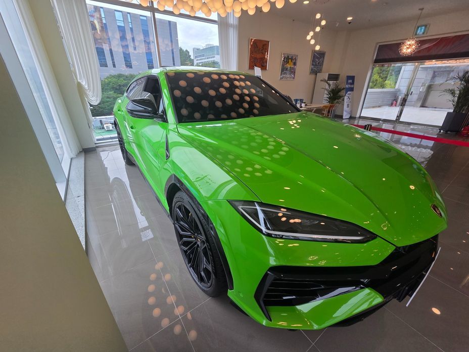 Lamborghini Urus 2026