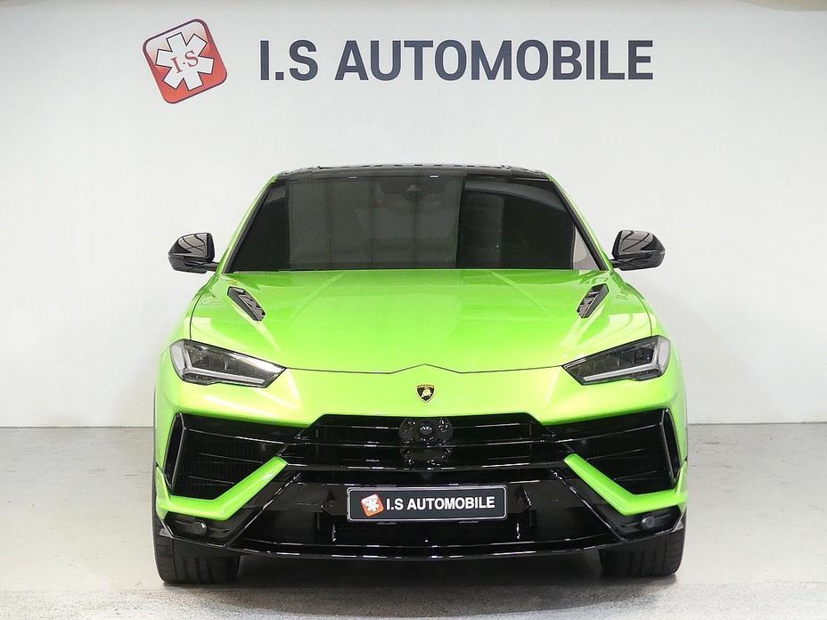 Lamborghini Urus 2024