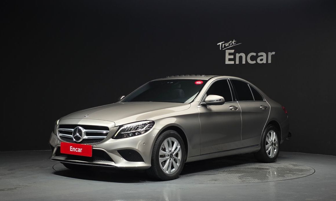 Mercedes-Benz C-Class 2020