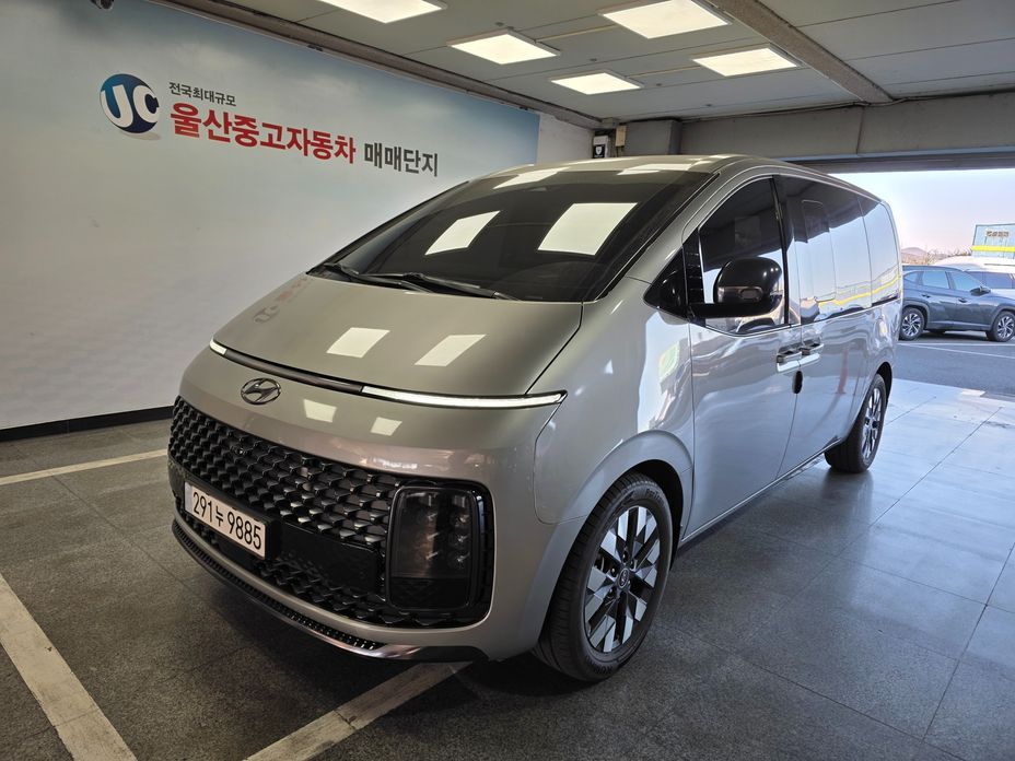 Hyundai Staria 2024