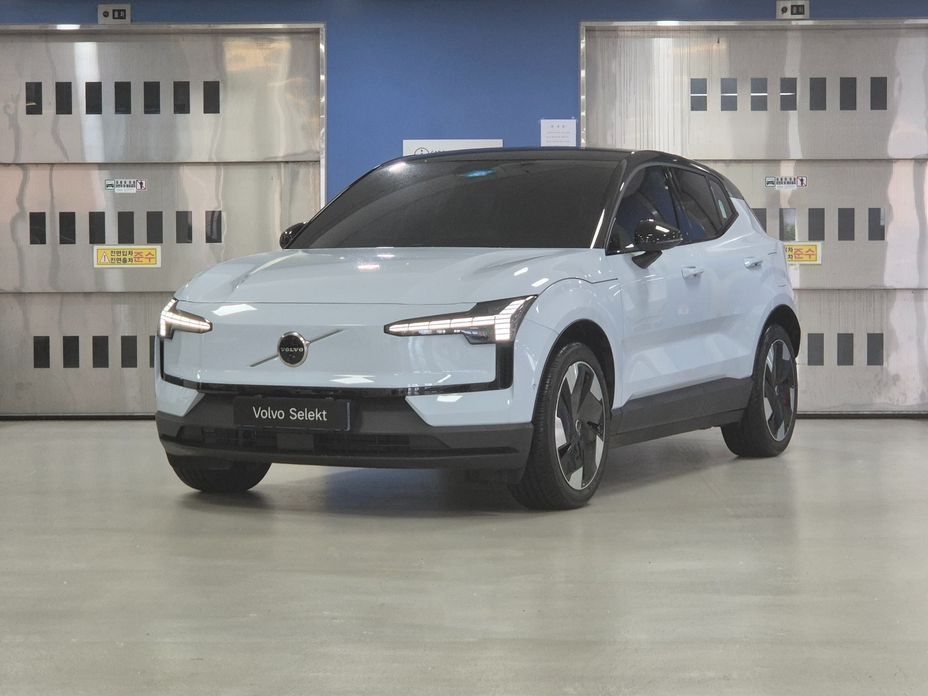 Volvo EX30 2025