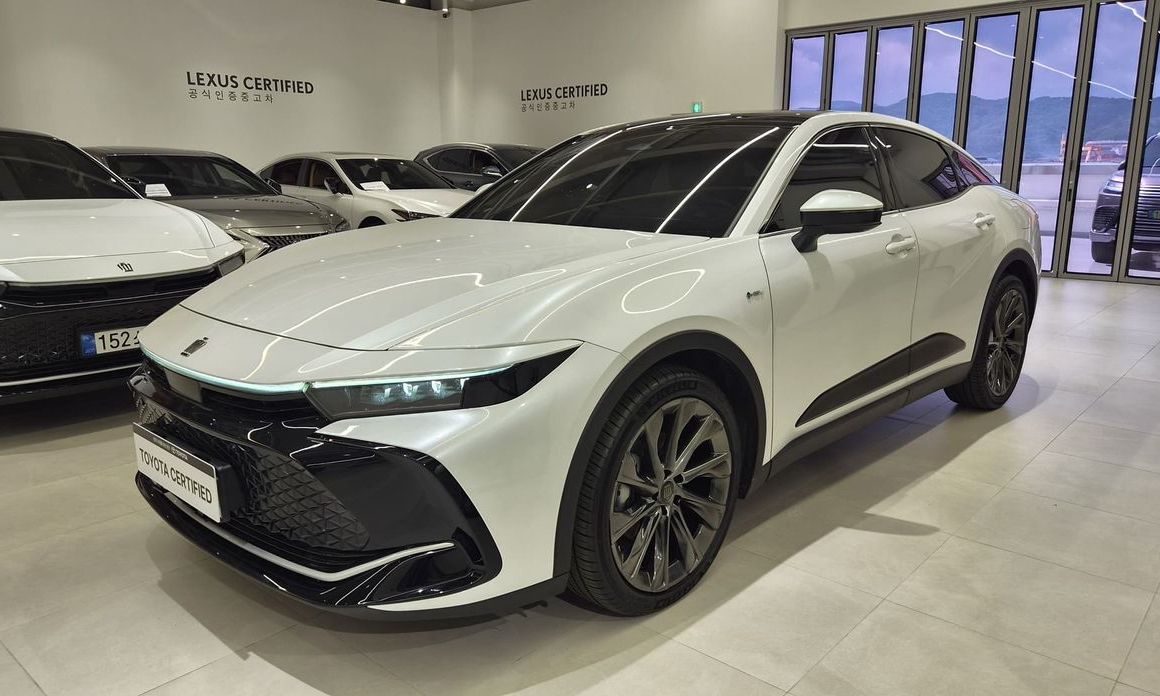 Toyota Crown 2025