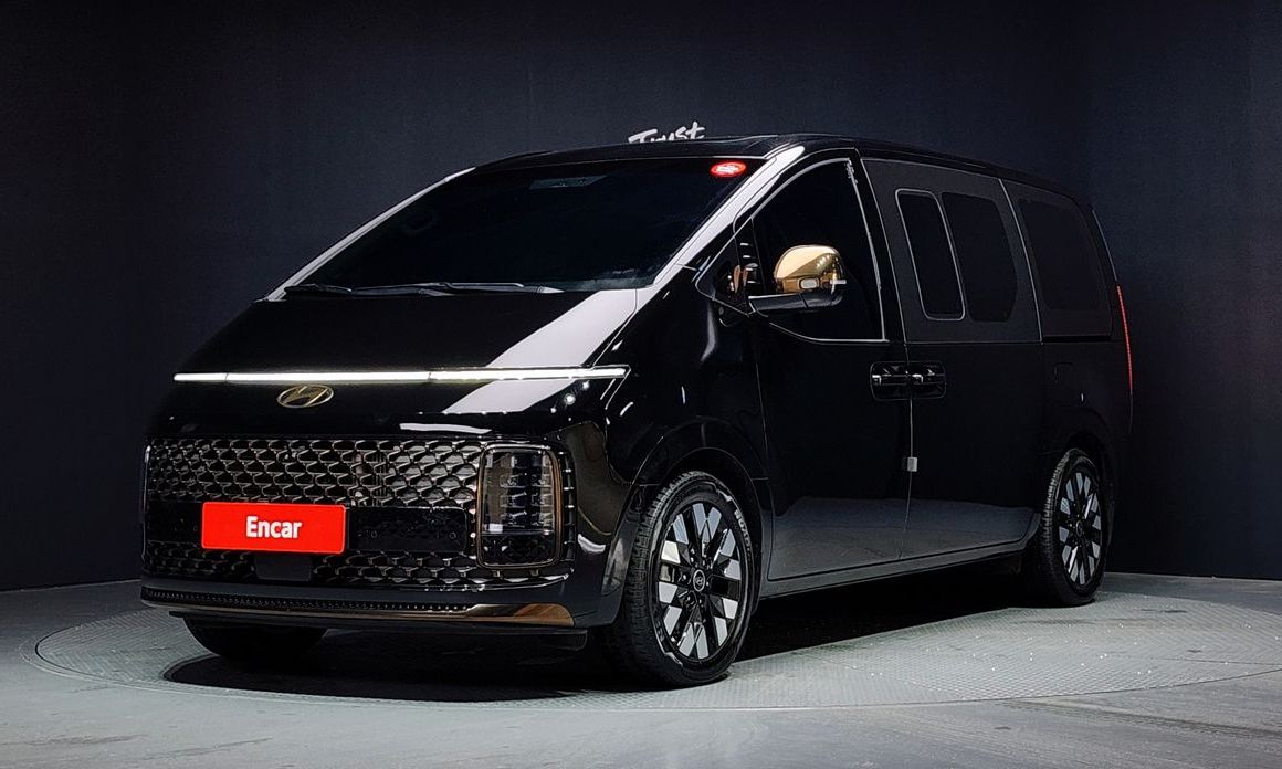 Hyundai Staria 2025