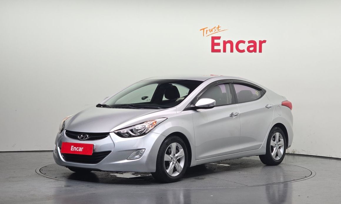 Hyundai AVANTE 2011