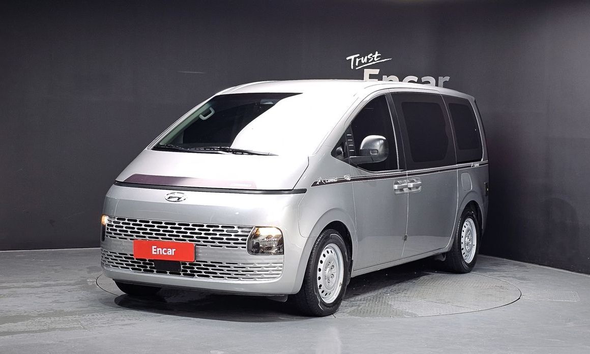 Hyundai Staria 2022