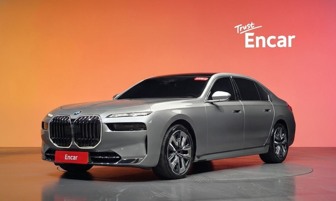 BMW 7-Series 2024