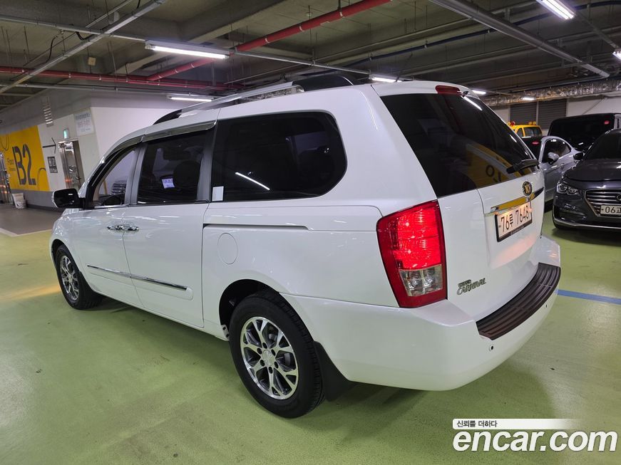 Kia Canival 2014