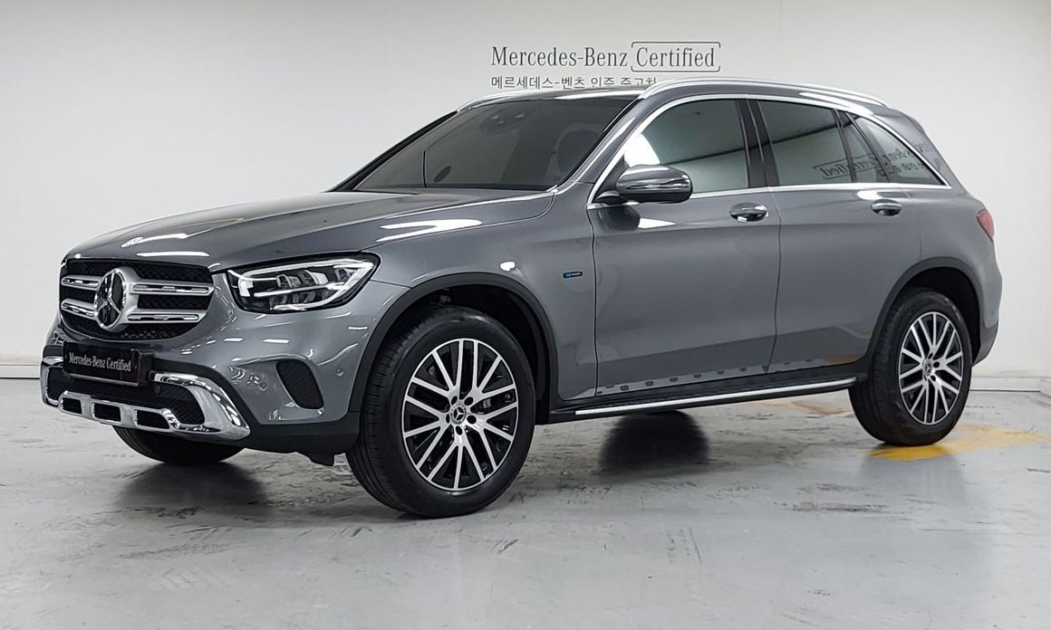 Mercedes-Benz GLC-Class 2021
