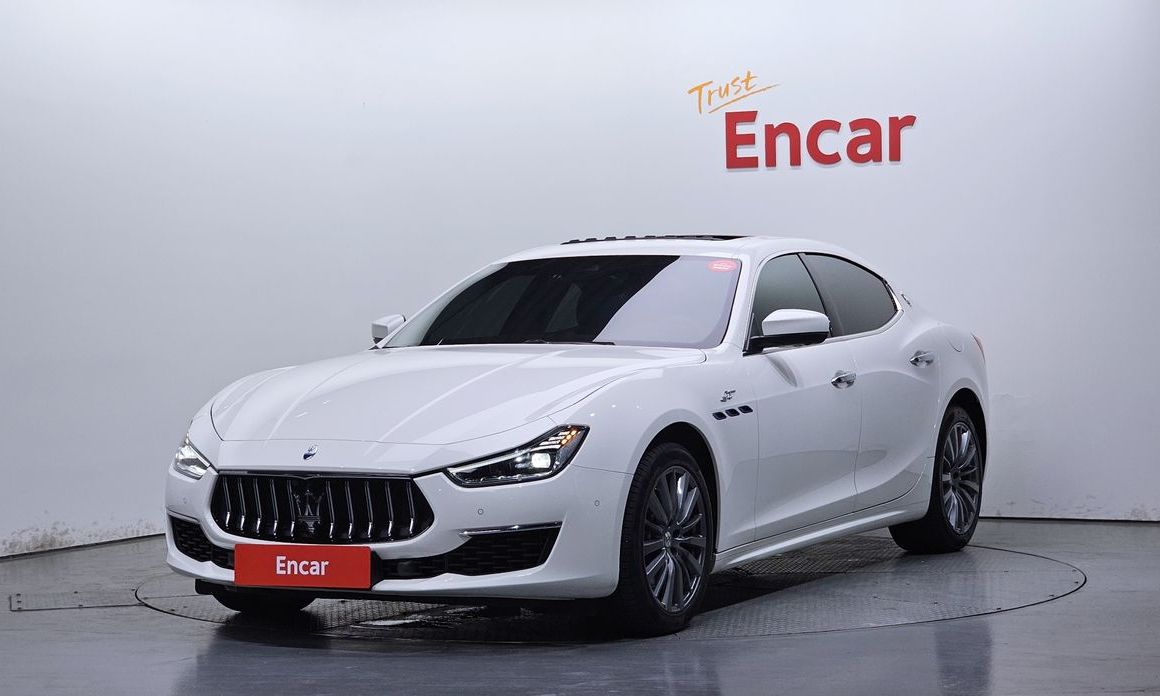 Maserati Ghibli 2022