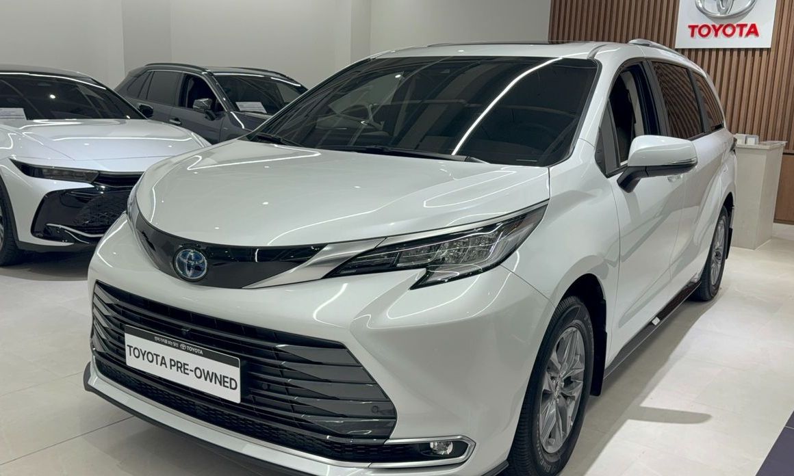 Toyota Sienna 2023