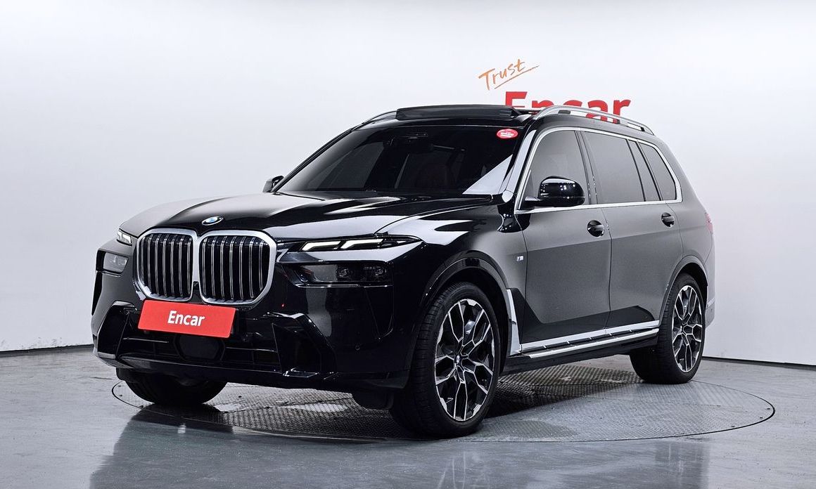 BMW X7 2025