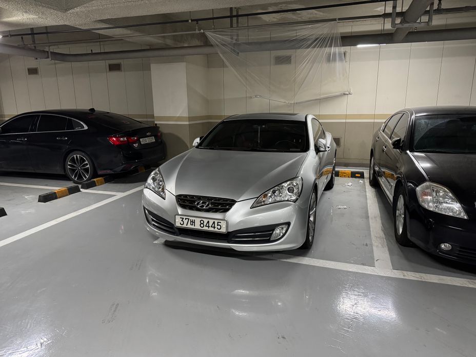 Hyundai Genesis 2010