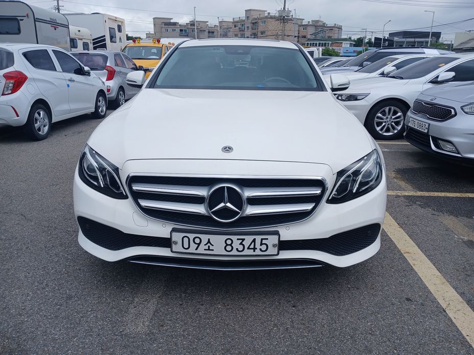 Mercedes-Benz E-Class 2018