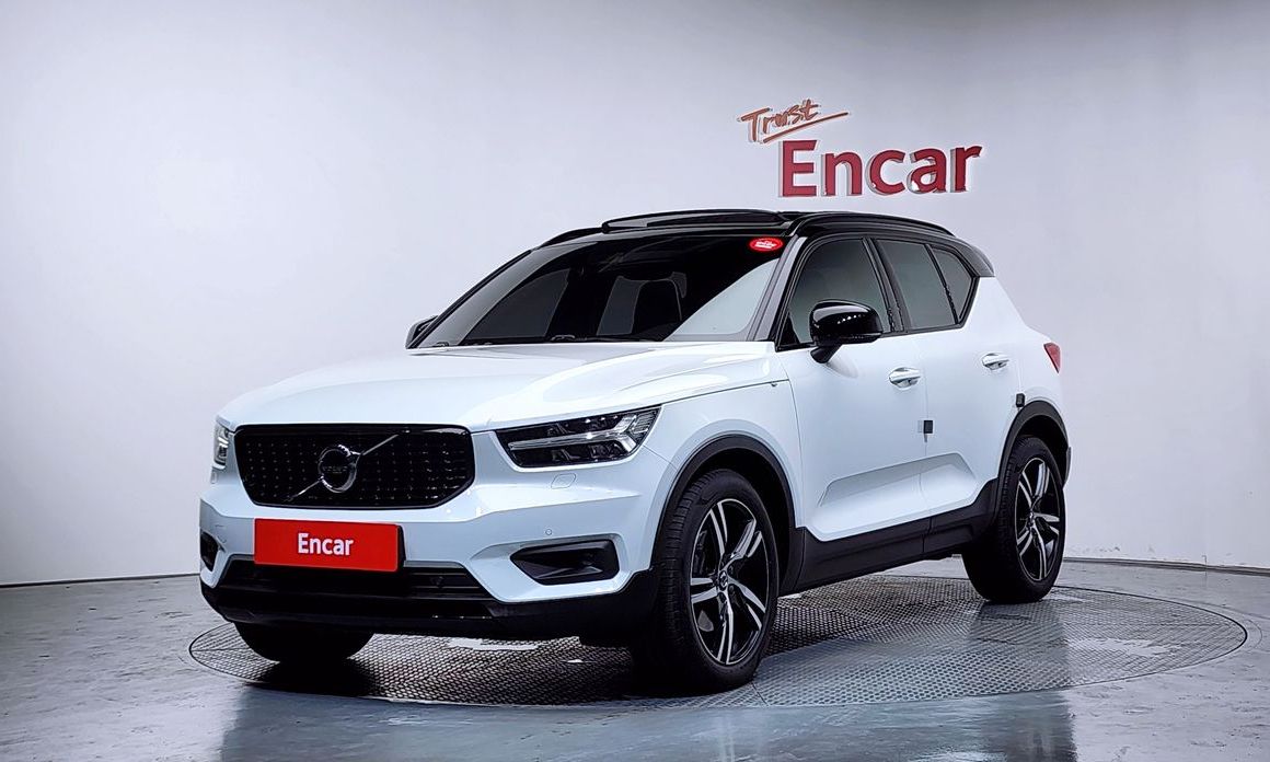 Volvo XC40 2021