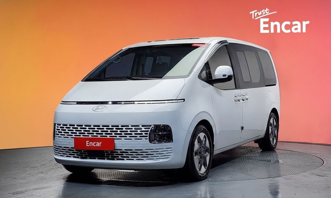 Hyundai Staria 2025