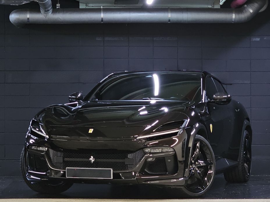 Ferrari Purosangue 2025