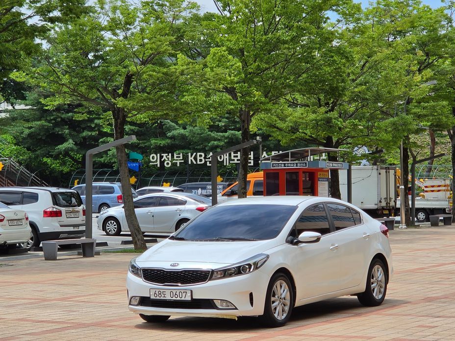 Kia K3 2016