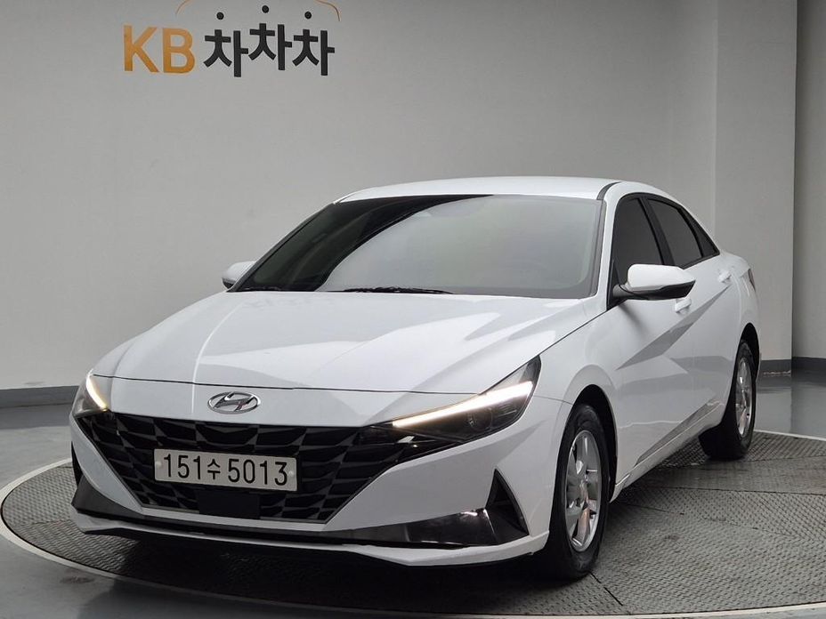 Hyundai AVANTE 2022