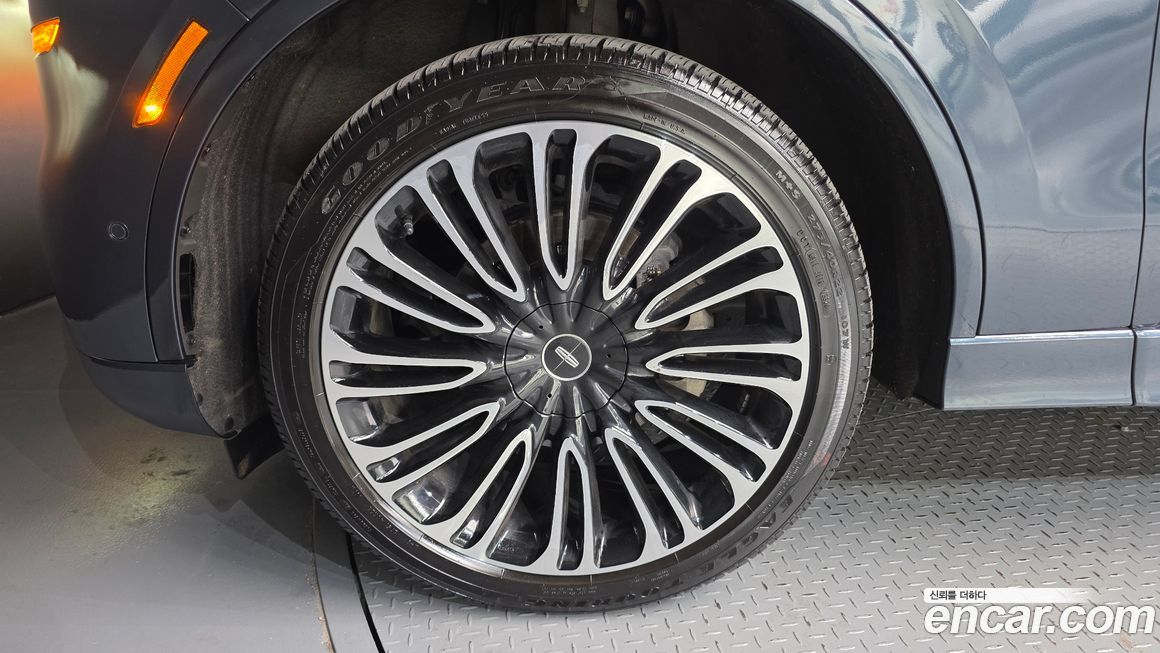 Lincoln Aviator 2021