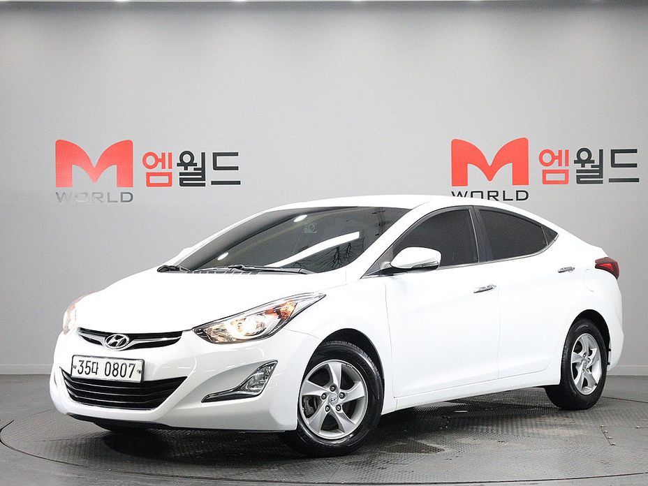 Hyundai AVANTE 2016