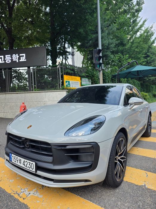 Porsche Macan 2023