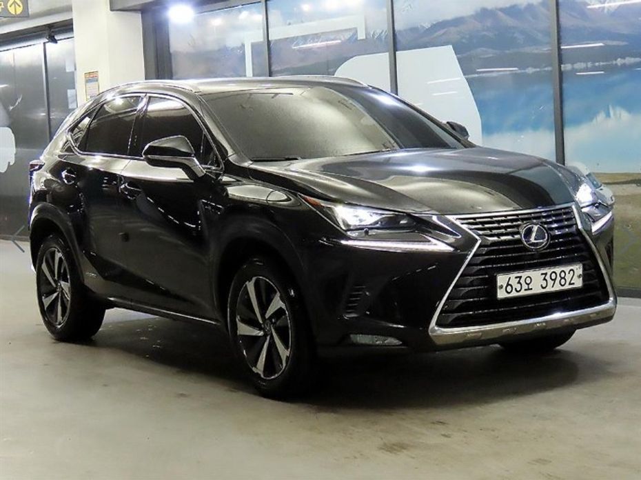 Lexus NX 2019