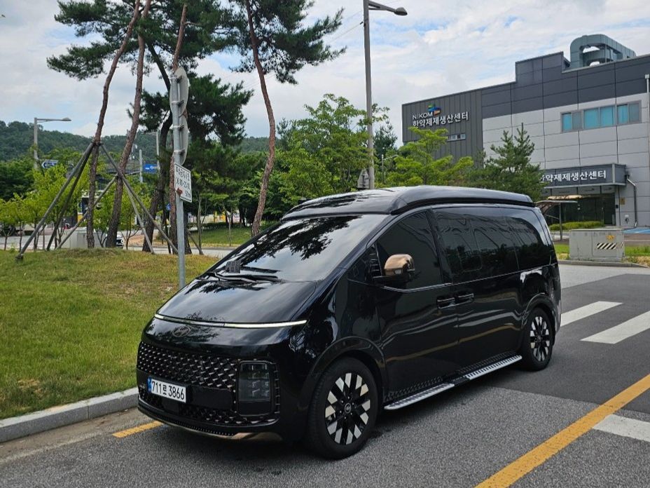 Hyundai Staria 2025