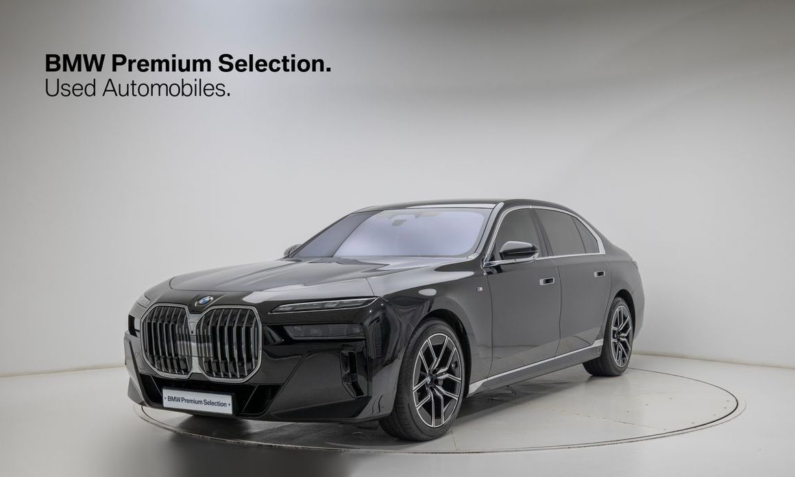 BMW 7-Series 2024