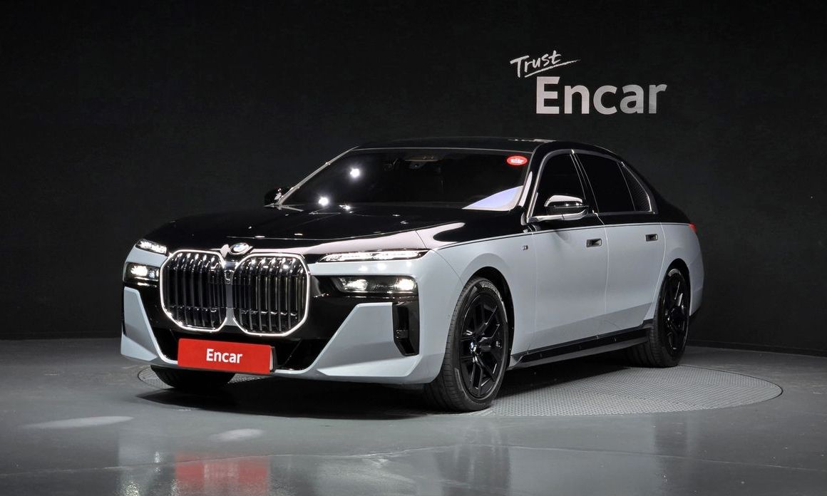 BMW 7-Series 2025