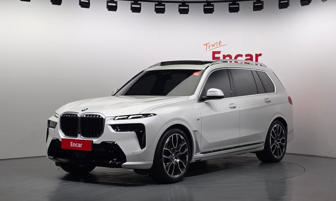 BMW X7 2025